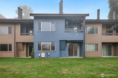 12600 57th Ave S #D103, Seattle, WA 98178
