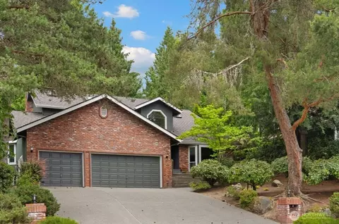 14210 207th Pl NE, Woodinville, WA 98077