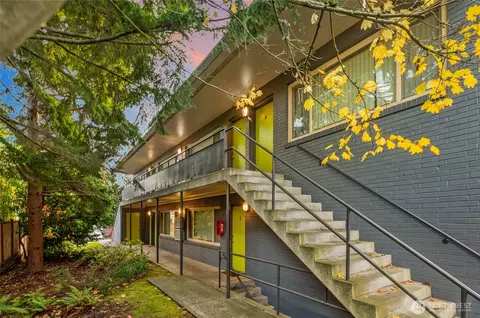 5505 NE 65th St, Seattle, WA 98115