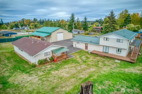 2808 W Edgewood Dr, Port Angeles, WA 98363