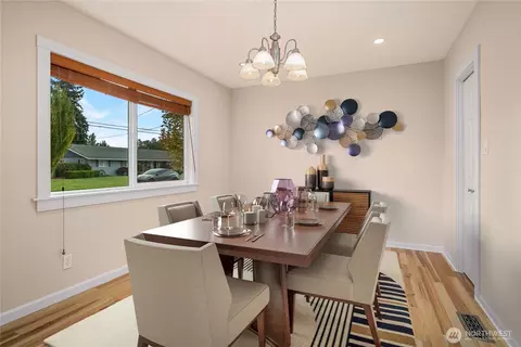 Dining - 1509 Rainer St, Sumner, WA 98390 photo 1 of 1
