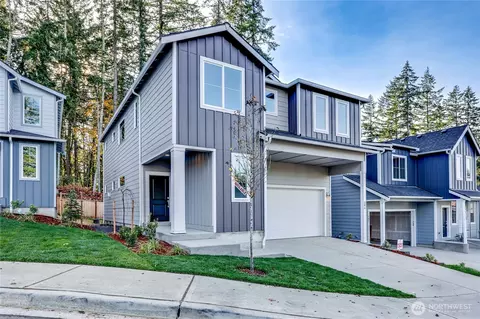 304 NE Shadowhawk Ln, Bremerton, WA 98311