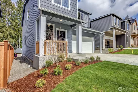 292 NE Shadowhawk Ln, Bremerton, WA 98311