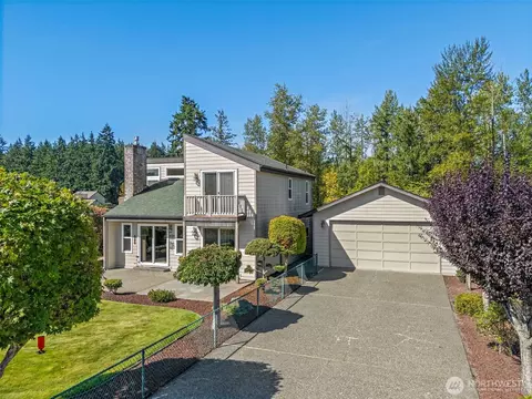 Exterior - 6704 224th St E, Spanaway, WA 98387 photo 4 of 9
