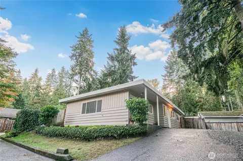 1126 NE 197th Ct, Shoreline, WA 98155