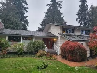 19731 6th Pl NW, Shoreline, WA 98177