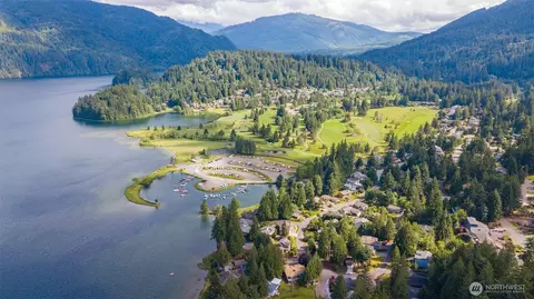 20 N Point Dr, Bellingham, WA 98229