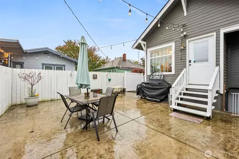 Exterior - 805 Cherry Ave, Sumner, WA 98390 photo 7 of 11