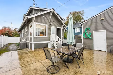 Exterior - 805 Cherry Ave, Sumner, WA 98390 photo 9 of 11