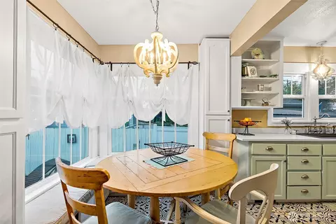 Dining - 805 Cherry Ave, Sumner, WA 98390 photo 1 of 1