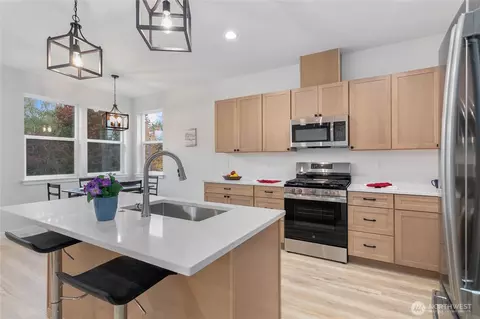 Kitchen - 405 E 2nd St, Nooksack, WA 98276 photo 6 of 6