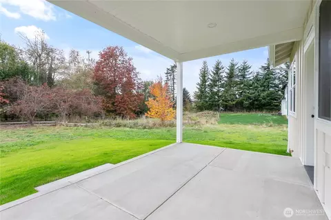 Exterior - 405 E 2nd St, Nooksack, WA 98276 photo 5 of 5