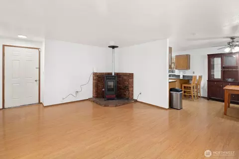 10919 10th Dr SE, Everett, WA 98208 photo 5