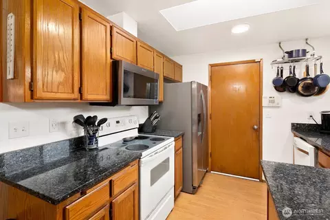 10919 10th Dr SE, Everett, WA 98208 photo 8