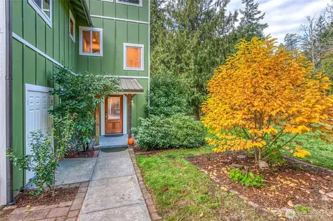 Exterior - 887 Laporte Rd, Eastsound, WA 98245 photo 7 of 12