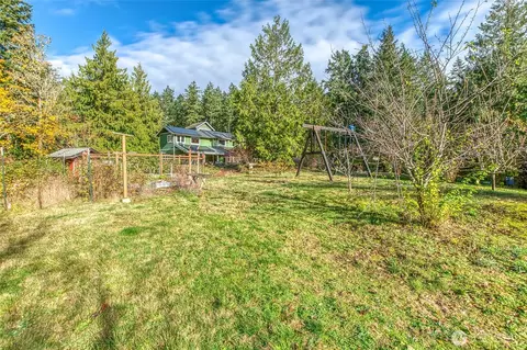 Exterior - 887 Laporte Rd, Eastsound, WA 98245 photo 2 of 12