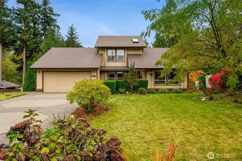 12704 48th Dr NE, Marysville, WA 98271