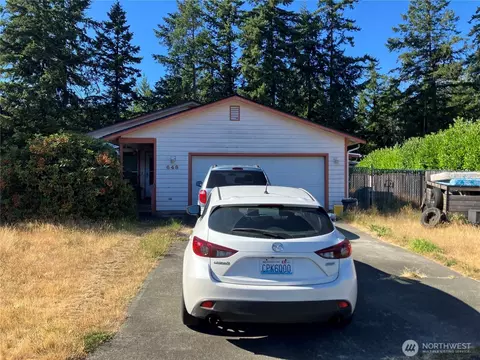 648 Pleasant Hill Dr NE, Olympia, WA 98516