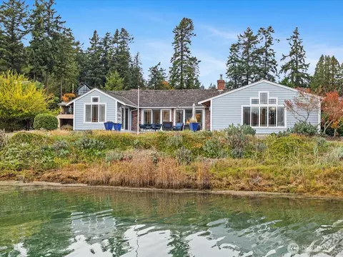 169 Swinomish Dr, La Conner, WA 98257