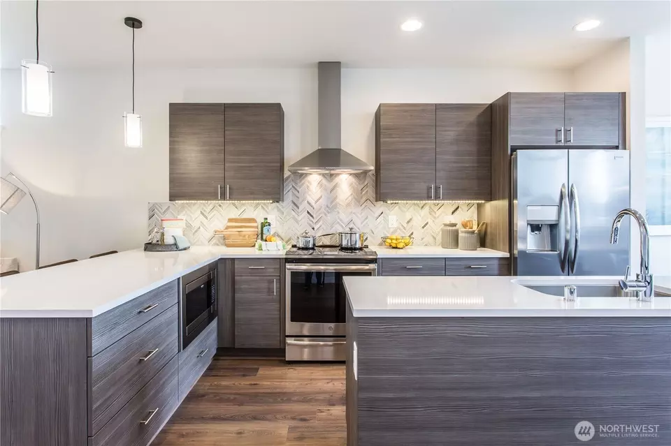 Kitchen - 9229 B 16th Ave SW, Seattle, WA 98106 photo 1 of 5