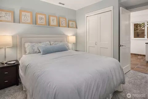 Bedroom - 1615 39th Ave E, Seattle, WA 98112 photo 3 of 3