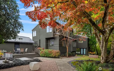 Exterior - 1615 39th Ave E, Seattle, WA 98112 photo 3 of 8