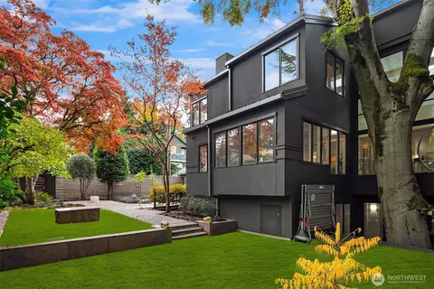 Exterior - 1615 39th Ave E, Seattle, WA 98112 photo 7 of 8