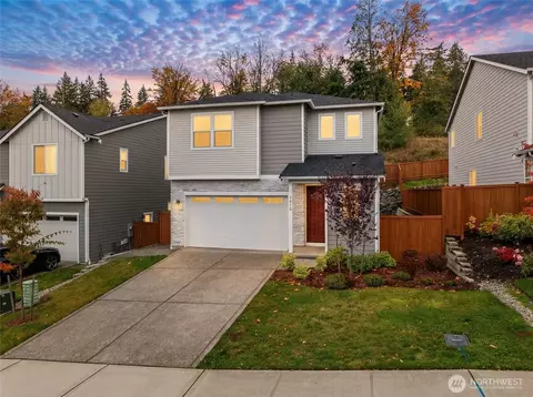 9852 Prospect Pl, Gig Harbor, WA 98332