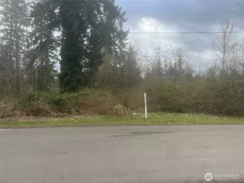 1318 130th St SE #A, Everett, WA 98208