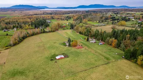 2988 Unick Rd, Ferndale, WA 98248