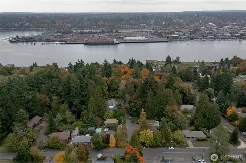 1203 Bowman Ave NW, Olympia, WA 98502