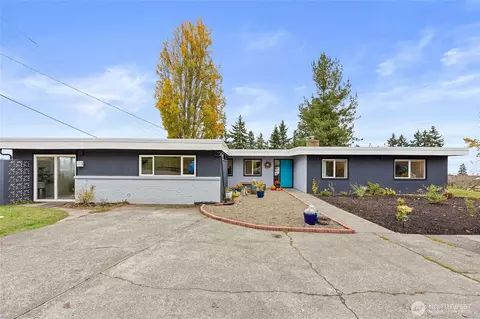 3009 S Laurel St, Port Angeles, WA 98362