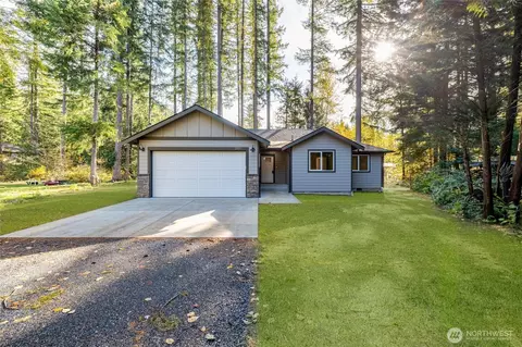 2551 Blackbird Valley Pl, Maple Falls, WA 98266