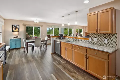 Kitchen - 20011 195th Ave E, Orting, WA 98360 photo 1 of 2