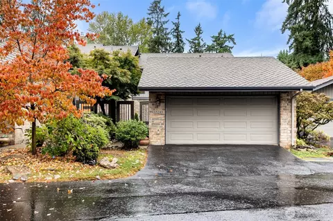 6524 NE 171st Pl, Kenmore, WA 98028