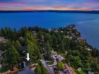 16718 32nd Ave SW, Burien, WA 98166