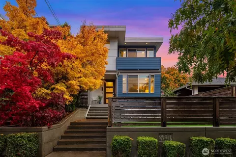 717 N 79th St, Seattle, WA 98103