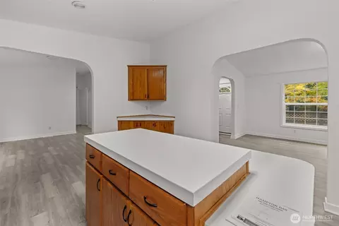 Kitchen - 35952 Stackpole Rd, Ocean Park, WA 98640 photo 4 of 5