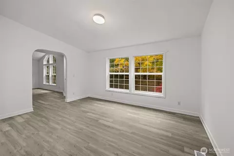 Living - 35952 Stackpole Rd, Ocean Park, WA 98640 photo 8 of 10