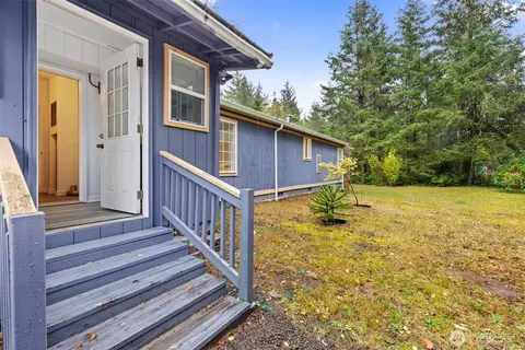Exterior - 35952 Stackpole Rd, Ocean Park, WA 98640 photo 3 of 6