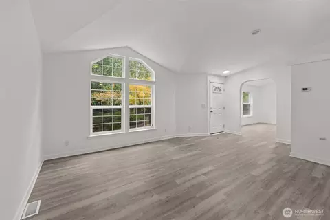 Living - 35952 Stackpole Rd, Ocean Park, WA 98640 photo 4 of 10