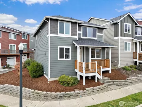 2585 Filbert Ave, Bremerton, WA 98310