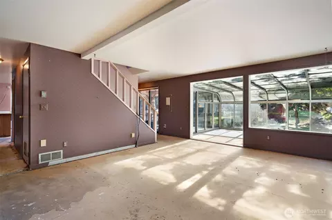 Living - 426 Griffith Farm Rd, Sequim, WA 98382 photo 3 of 4