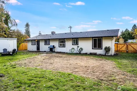 Exterior - 17321 Spanaway Ln E, Spanaway, WA 98387 photo 4 of 11