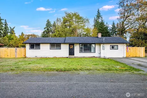 17321 Spanaway Ln E, Spanaway, WA 98387