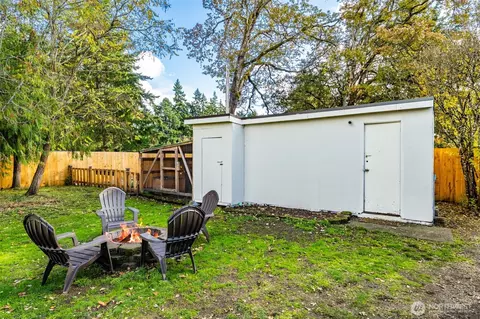 Exterior - 17321 Spanaway Ln E, Spanaway, WA 98387 photo 6 of 11