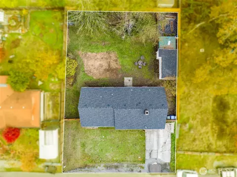 View/Area - 17321 Spanaway Ln E, Spanaway, WA 98387 photo 2 of 5