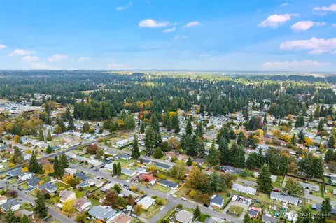 View/Area - 17321 Spanaway Ln E, Spanaway, WA 98387 photo 5 of 5