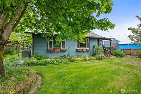 998 State Route 6, Raymond, WA 98577