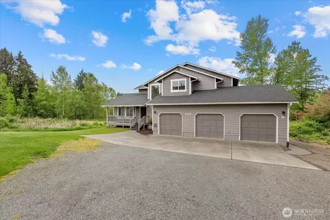 930 Stitch Rd, Lake Stevens, WA 98258